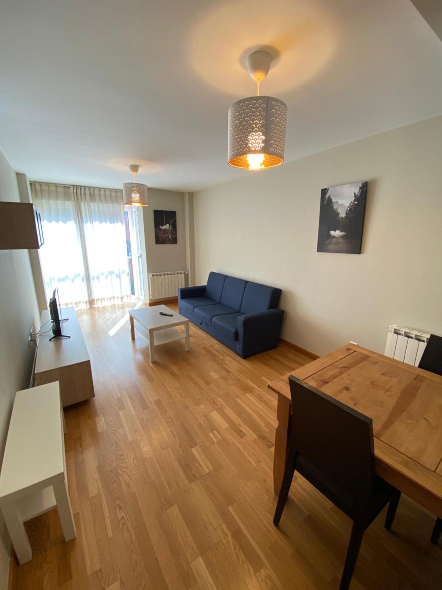 Apartment Dp Calvo Sotelo 164, 4c